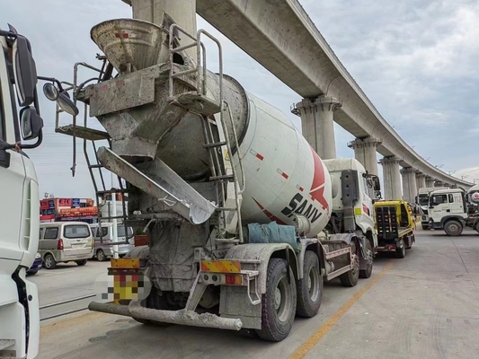 SANY 12 Cubic Truk Pengaduk Beton Bekas Dipasang SY412C-8S Dengan Mesin Hino