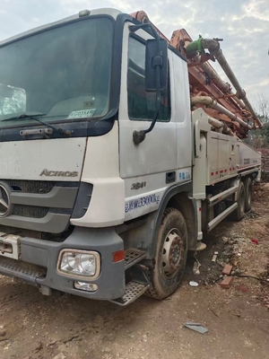 2012 ZoomLion 49M Bekerja Beton Pump Truck dalam Benz Chassis