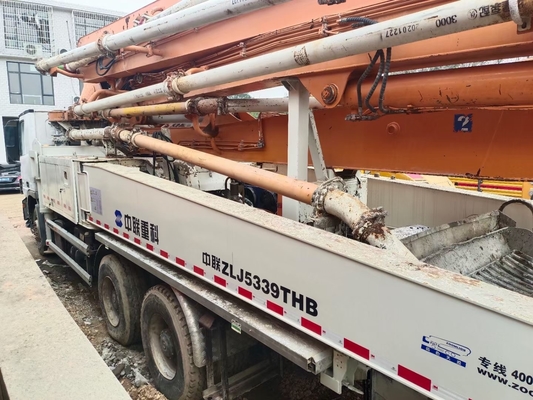 2012 ZoomLion 49M Bekerja Beton Pump Truck dalam Benz Chassis