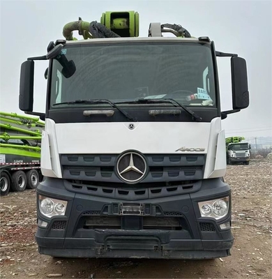 2021 Zoomlion 62M Bekas truk pompa beton dengan sasis BENZ